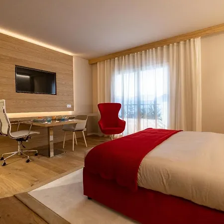 Lorentes Hotel
