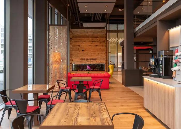 Lorentes Готель